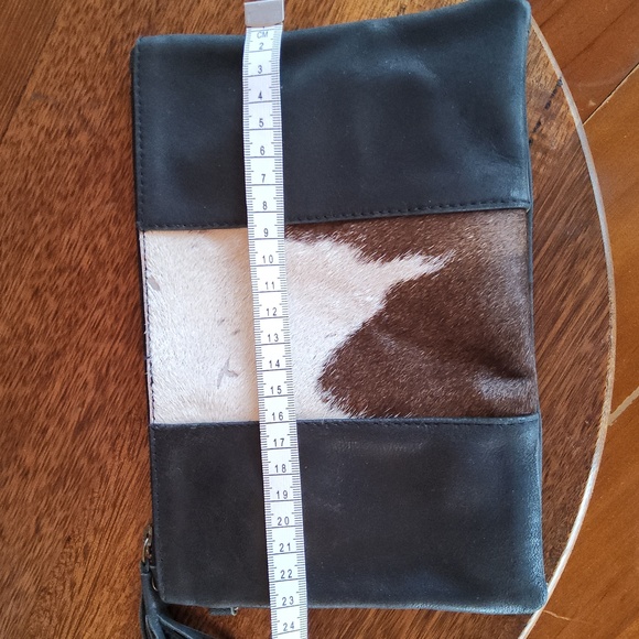 Leather cow hide clutch - Picture 5 of 5